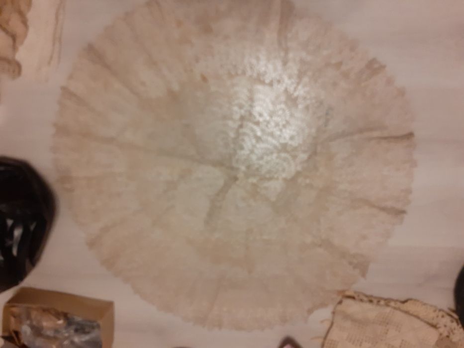 Всичко е намалено на половин цена,Покривки плетени на една кука