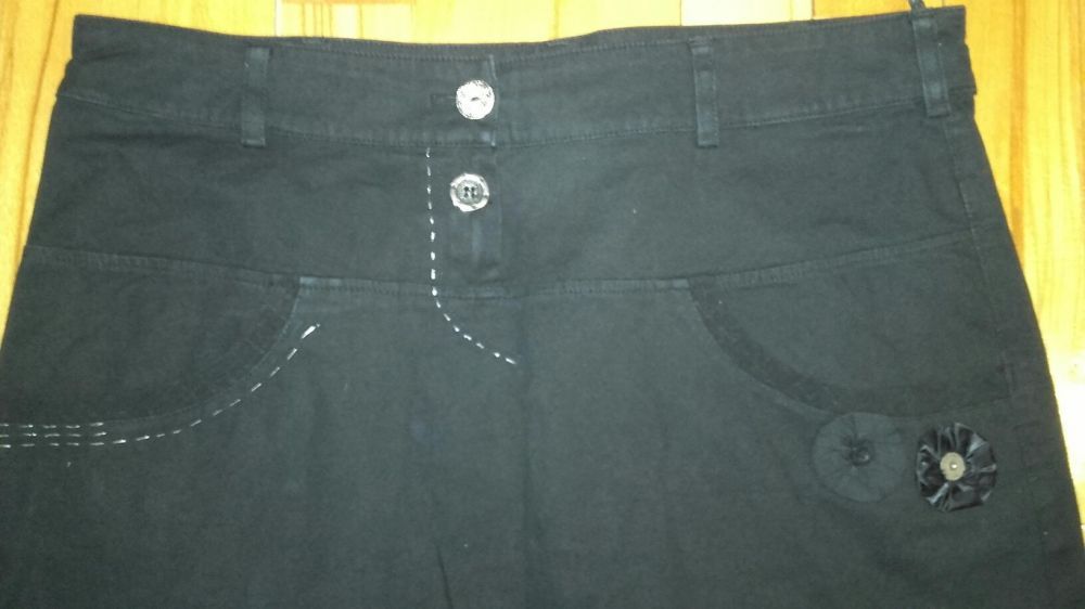 Fusta Ravioli, nr 42-44, noua!