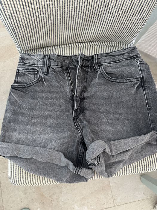 Къси панталонки reserved