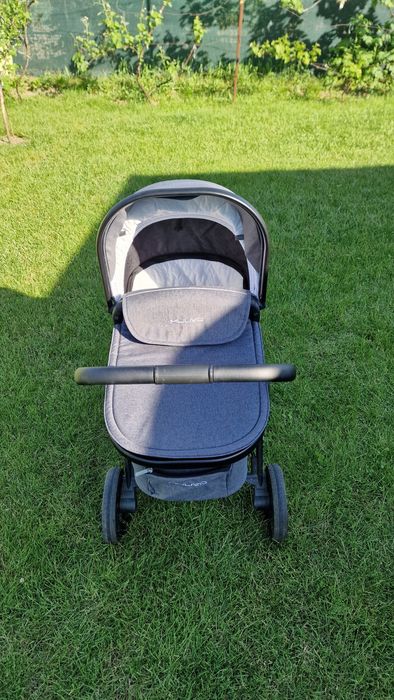 Vând cărucior Muuvo Quick 3in 1