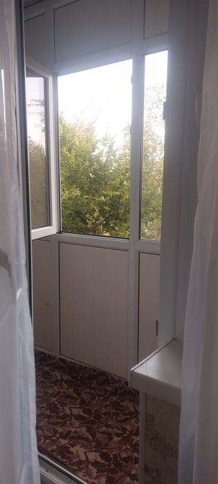 Продам  2-х комнатную квартиру .