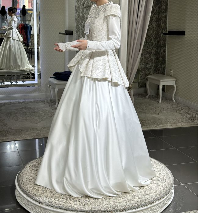 Продам Платье+Жакет!