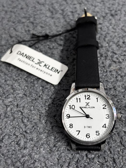 Ceas Daniel Klein cu eticheta Nou