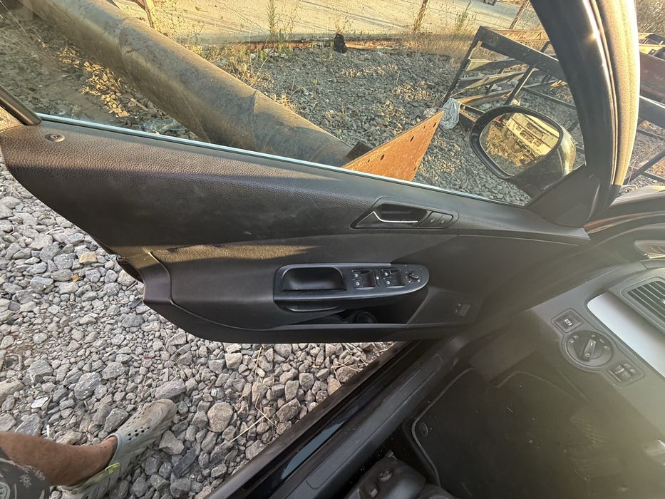 на части VOLKSWAGEN PASSAT 1.4 tsi 150 кс метан