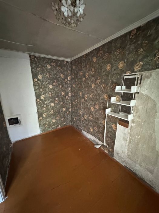 Продам ДОМ с большим участком