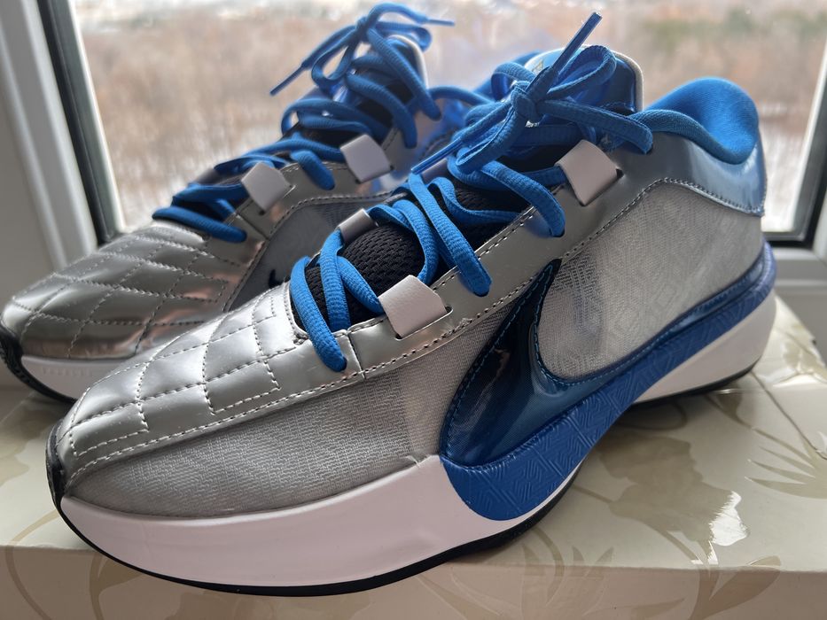 Кросовки Nike новые