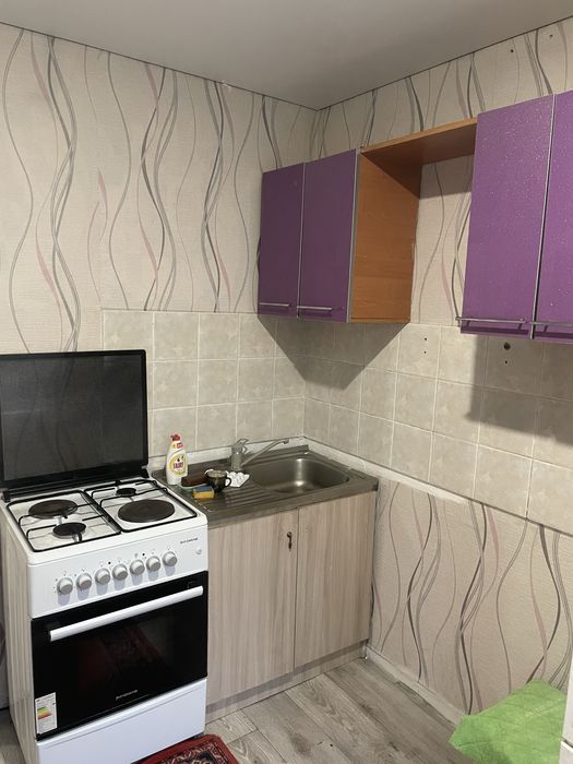 Продам 1,5-ку 12мил