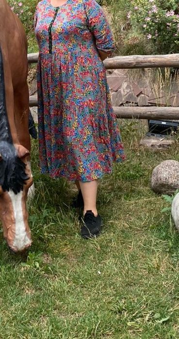 Продам платья 56-58 р