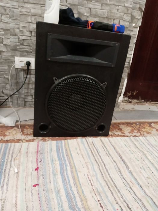 Boxe de vânzare se aud super