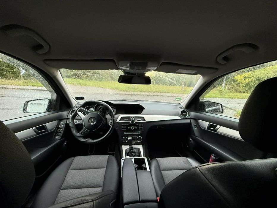 Mercedes c220 2012
