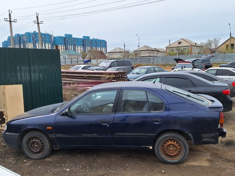 Nissan primera p10