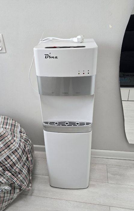 Продается Кулер для воды