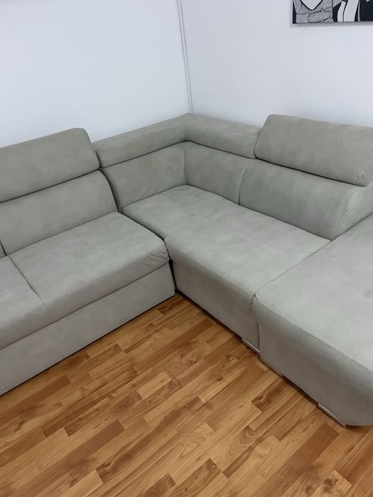 Colțar ca nou stare excelenta