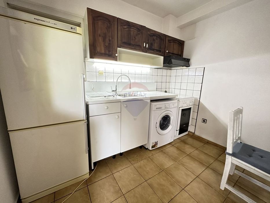 Дава се под наем Двустаен апартамент в Варна, Окръжна болница - 85 кв.м за 382.5 € - Снимка #2