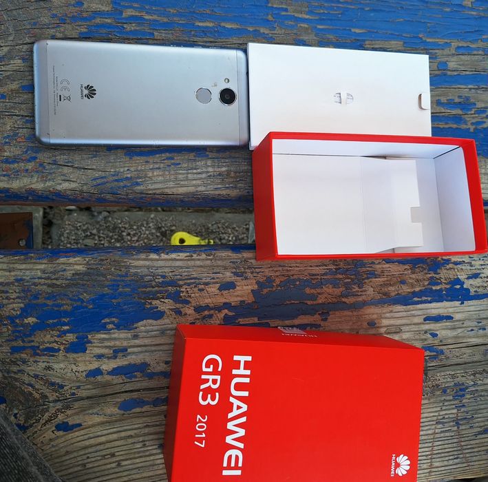 Продам телефон Huawei GR3 2017 года