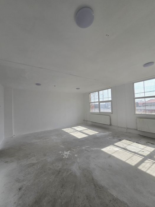 Spații de inchiriat depozit sau birou – flexibile sec 3