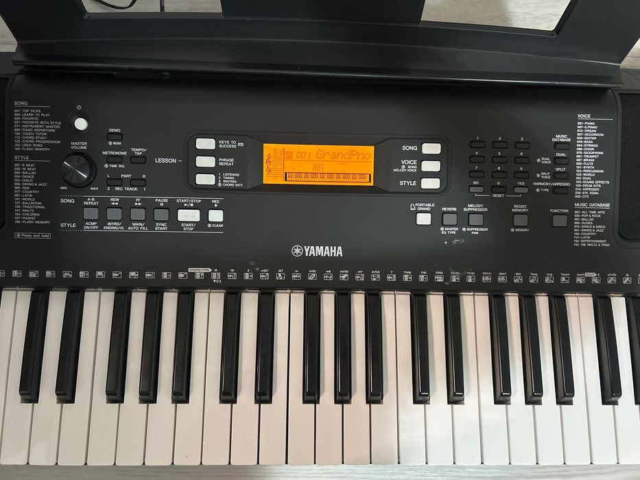 Keyboard Yamaha PSR-E363