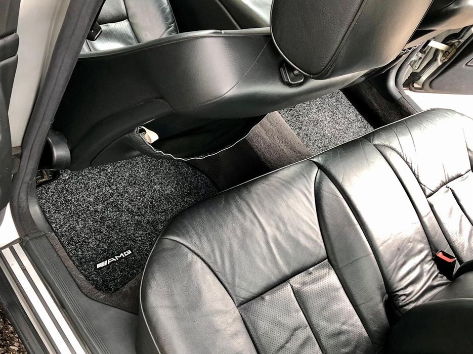 Оригинальные ворсовые коврики w210