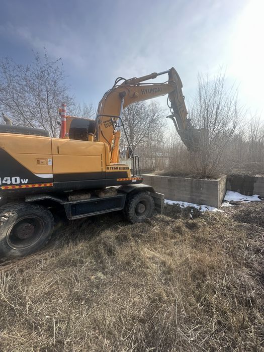 Демонтаж и снос фундамента