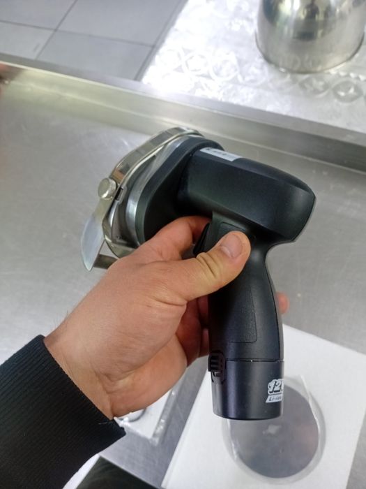 Продам нож для донера