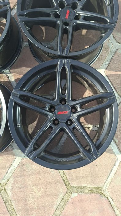 Джанти Alutec Poison 18 5x112 Спорт пакет