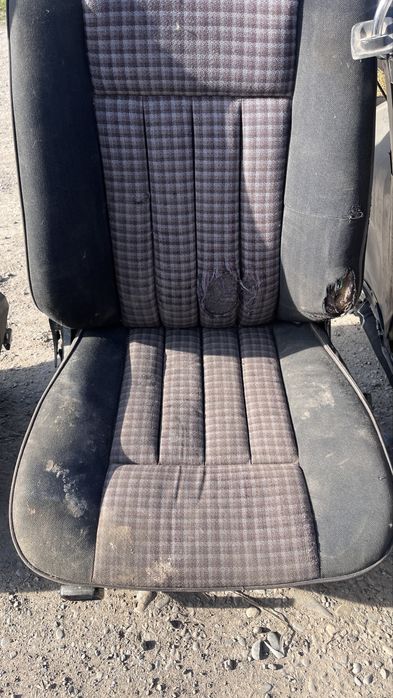 Мерседес 124 Сиденья