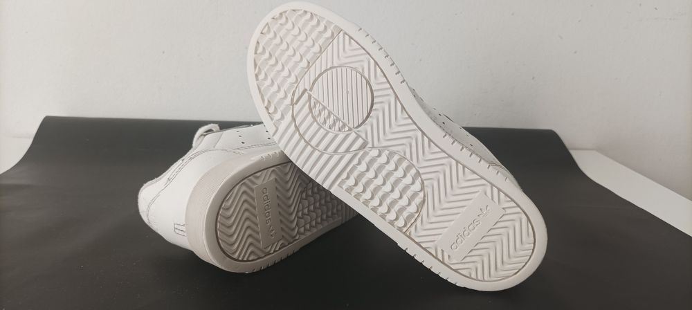 Маратонки Adidas Supercourt