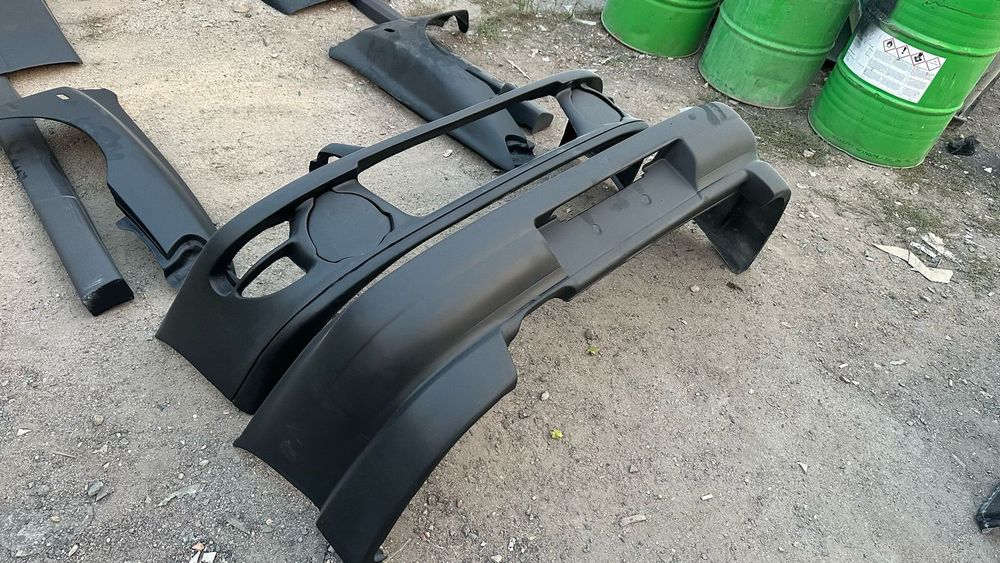 Передний бампер subaru impreza gc/gf /b22 задний бампер пороги капот