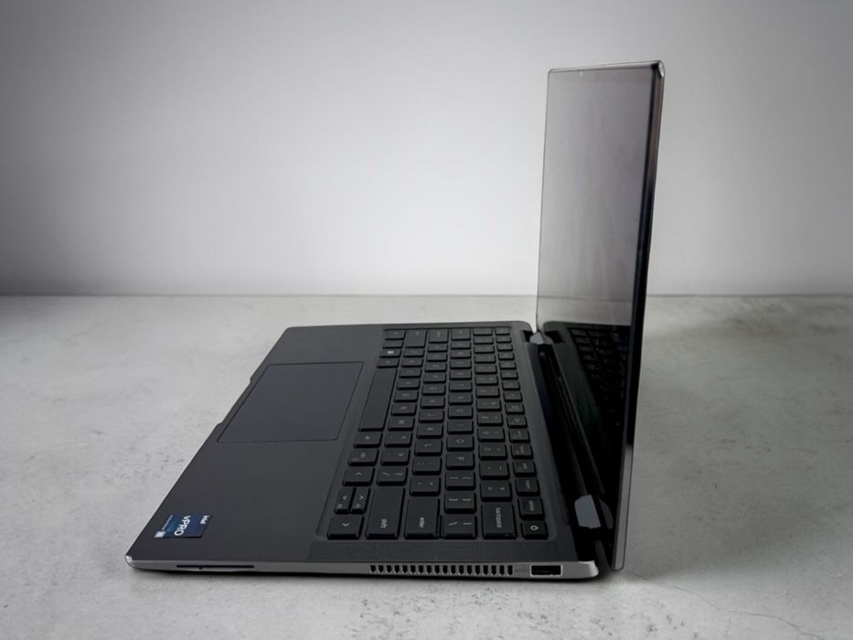 Dell Latitude 9430 2-in-1 QHD+ Touch i5-1245u 16GB 256GB SSD Win 11 Перфектен! Гаранция!