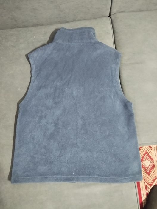 Жилетки оригинал продам дёшево