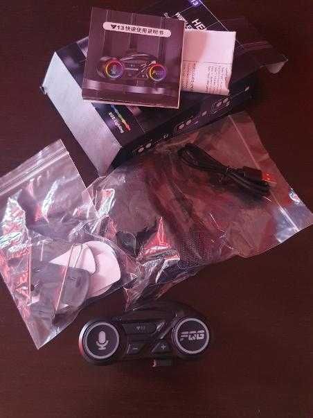 Intercom  Moto handsfree cu Bluetooth si radio fm. 125lei