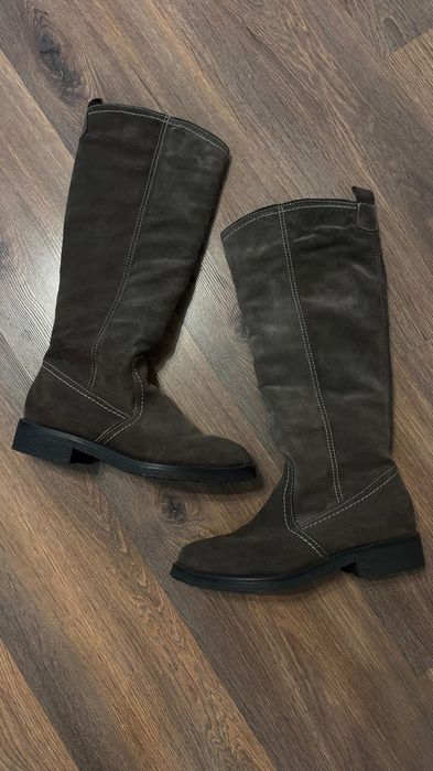 Продаю сапоги женские