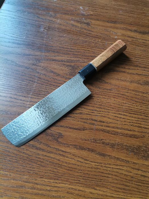 Масивни кухненски сатъри