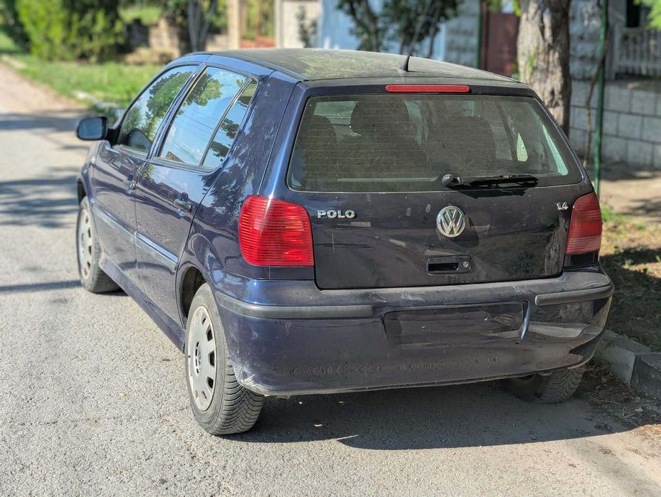 Лек автомобил VW Polo