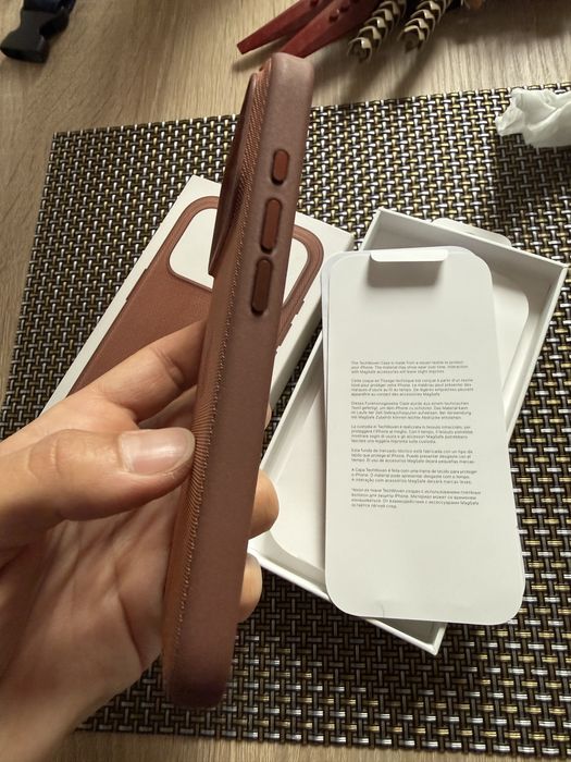 Husa iPhone 17 Pro TechWoven Case Sienna origjnala