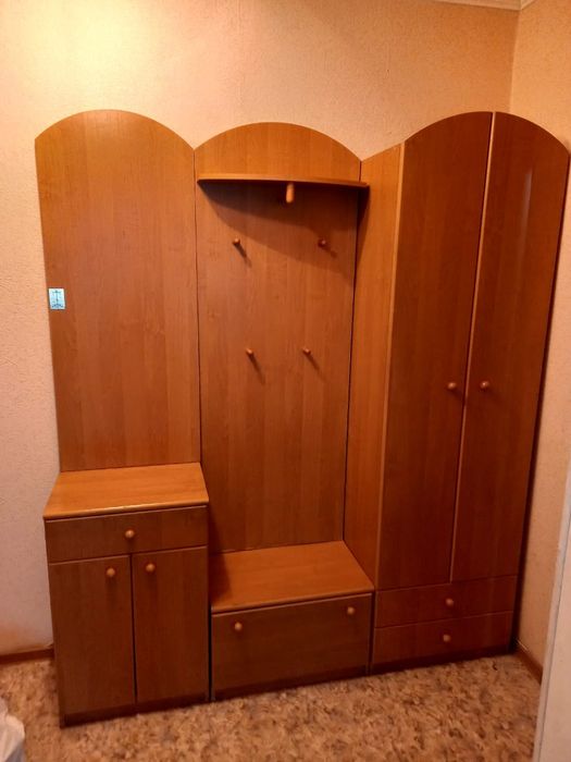 Продам прихожку.