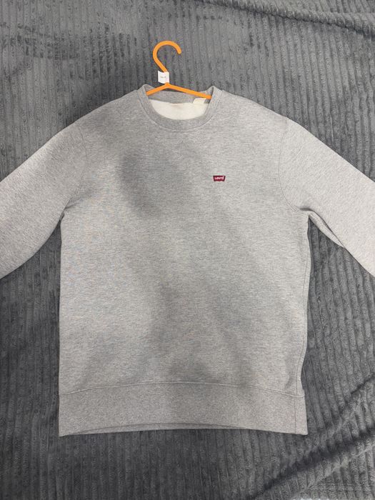 Levi’s серый свитшот оригинал