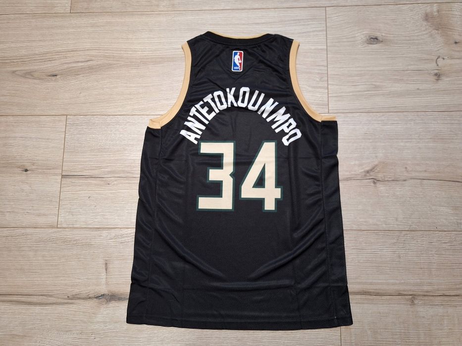 Баскетболен потник на Милуоки Бъкс #Адетокунбо #34!