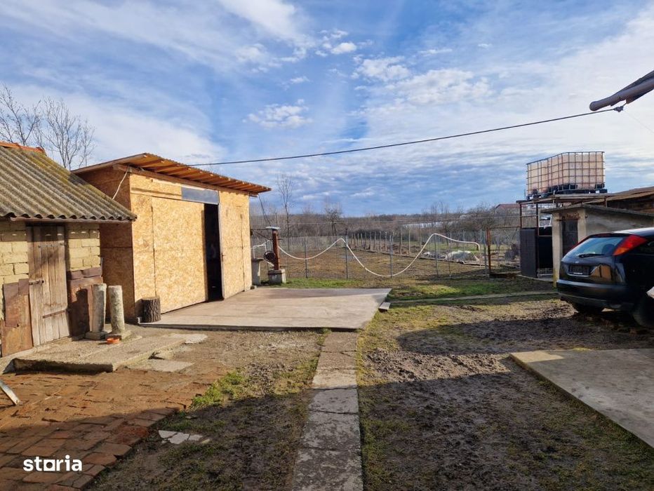 Casa de vanzare, 47.70 mp utili, Gavanesti -Olt