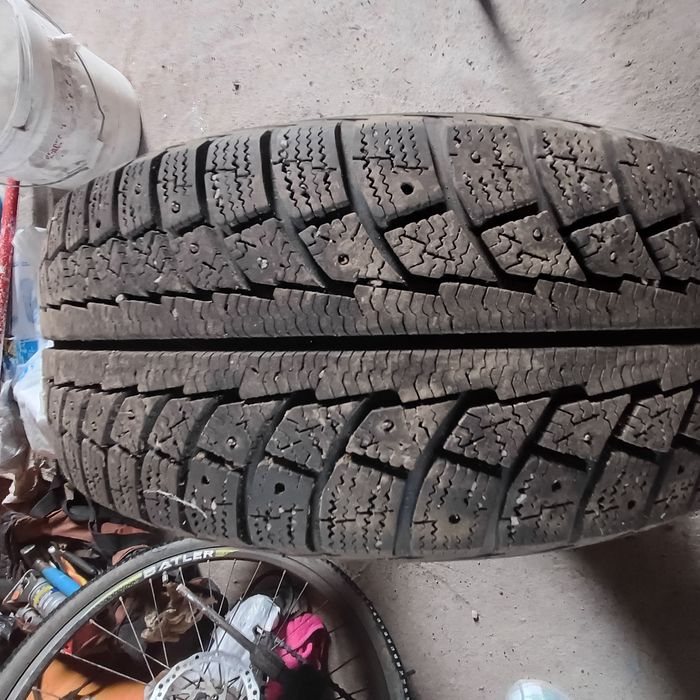 Зимный шины комплект