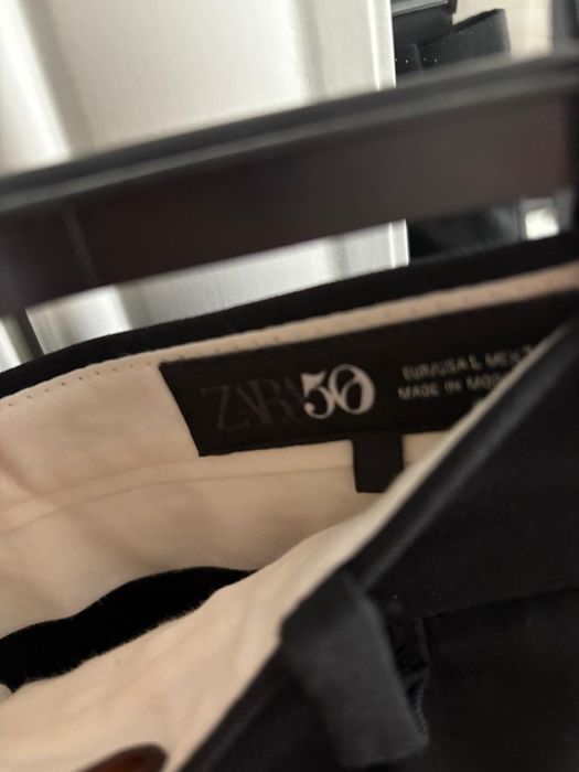 Pantaloni Zara-editie aniversara