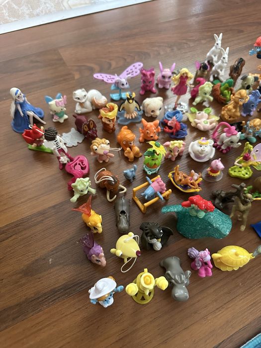 Игрушки фигурки киндер
