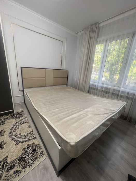 Продается матрас 200/160