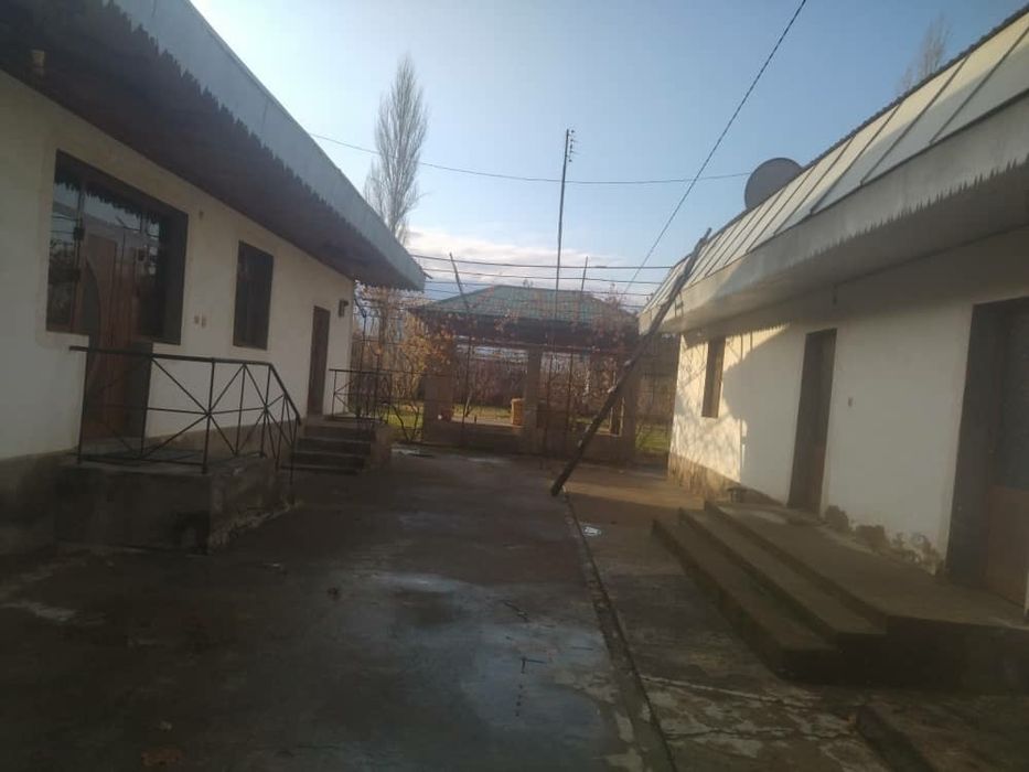 Участка сотилади