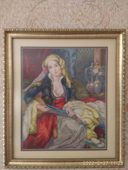 Продам картины вышитые крестиком