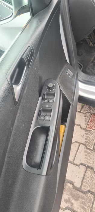 VOLKSWAGEN Passat 2009 — imagine 4