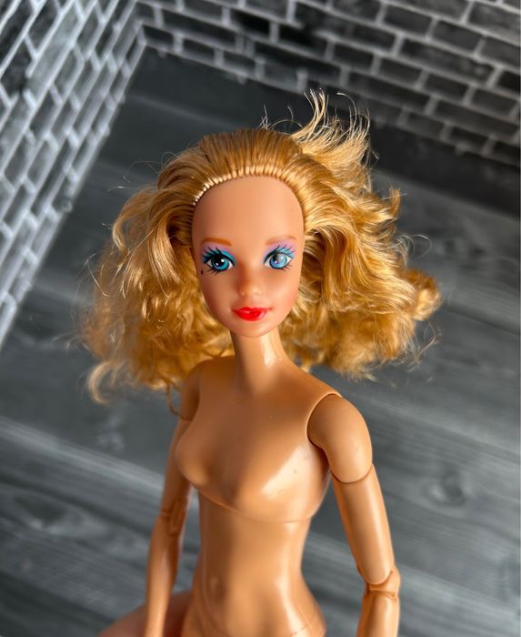 Кукла колекционная Барби гибрид
