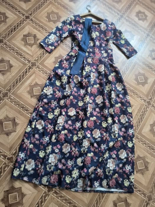 Продам женские вещи