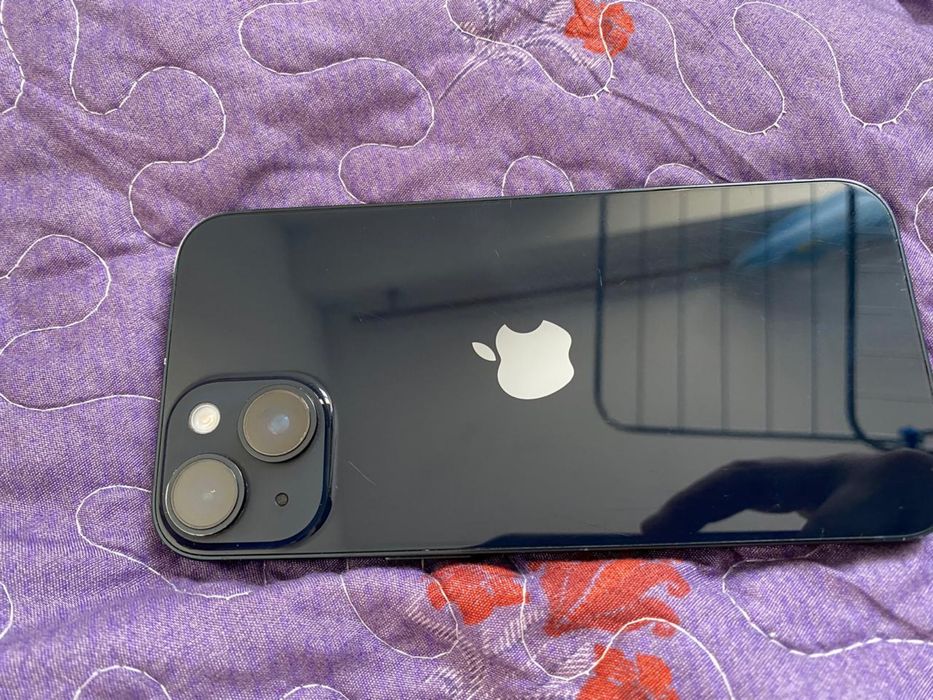 Продам айфон Айфон 14