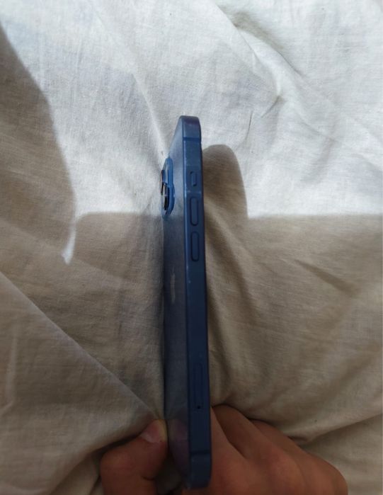 Продам 13 Айфон, 128гб